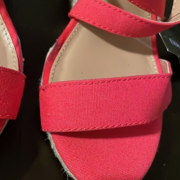 💞pink wedges💞 - Picture 3 of 9